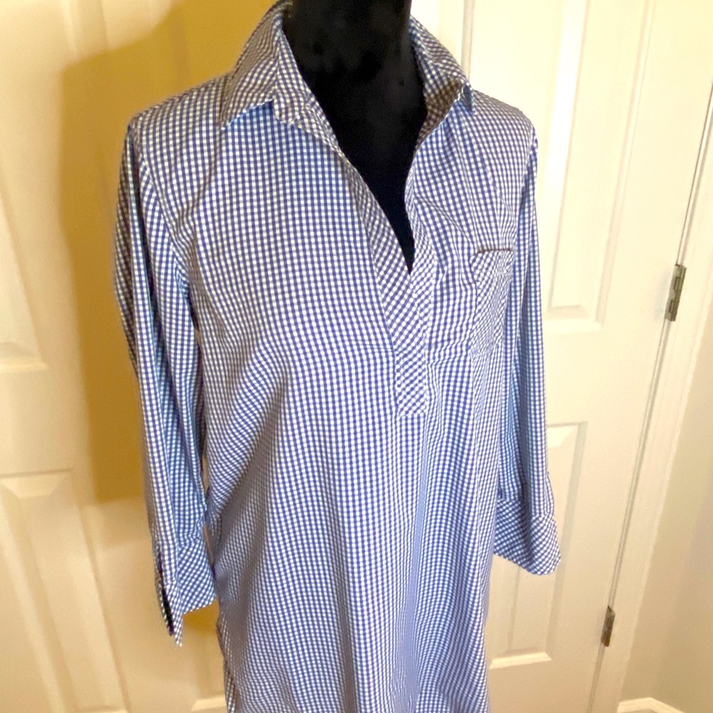 Vineyard vines swim cover up. Blue gingham. Size 8